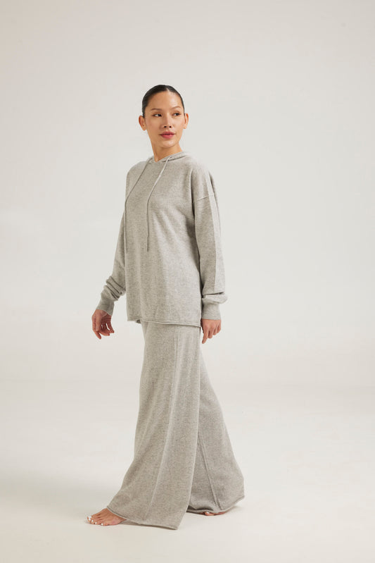Soft cashmere grey pant with pockets back & front - coming soon - Retreat Myself