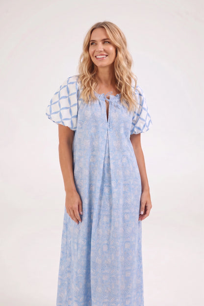 "Azure" long nightie with trellis sleeve
